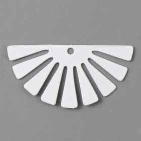 Estampes, pendentifs, Demi cercle style, Eventail 35 mm, métal coloris Blanc