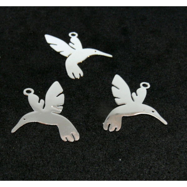Estampes, pendentif  Colibri, Oiseau mouche 23 par 22 mm, coloris Argent Vif