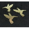 AE1112592 Lot de 4 Estampes, pendentif  Colibri, Oiseau mouche 23 par 22 mm, coloris Doré