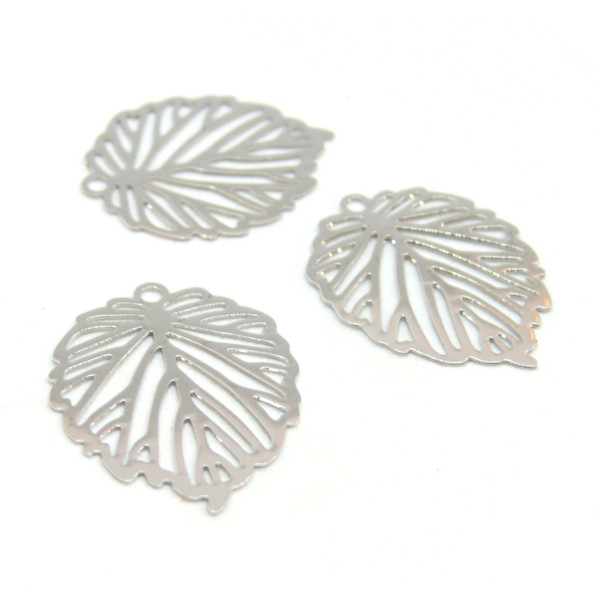 Pendentifs Feuille 22mm – Laiton Argent Platine