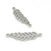 Pendentifs,Connecteurs  Forme Feuille, Plume 22 mm Acier Inoxydable couleur Argent