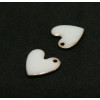 PS11754218 PAX 4 pendentifs Coeur style emaillé 10 mm Blanc metal couleur Doré