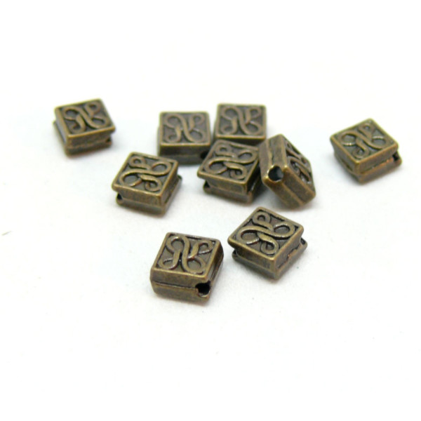 Perles Intercalaires Carré Arabesque 5mm – Métal Bronze