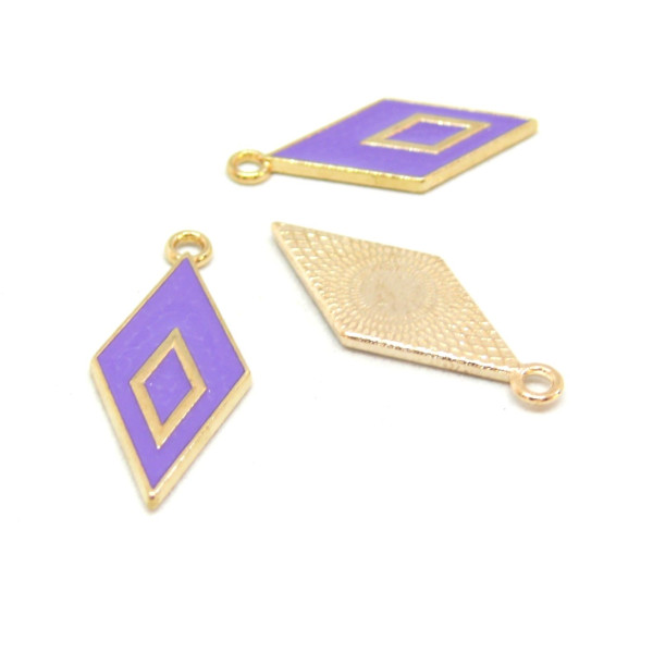 Pendentifs Losange style emaillé 28 par 12 mm Violet metal couleur Doré