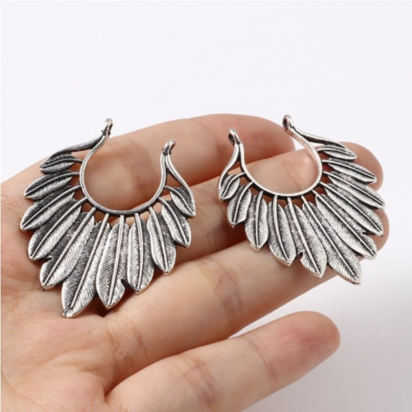 Pendentifs, Connecteur Plumes 41 mm, métal coloris Argent Antique