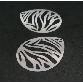 AE116790 – Lot de 1 ou 2 Estampes Pendentifs Goutte Zébrée 45mm – Laiton Argent Vif