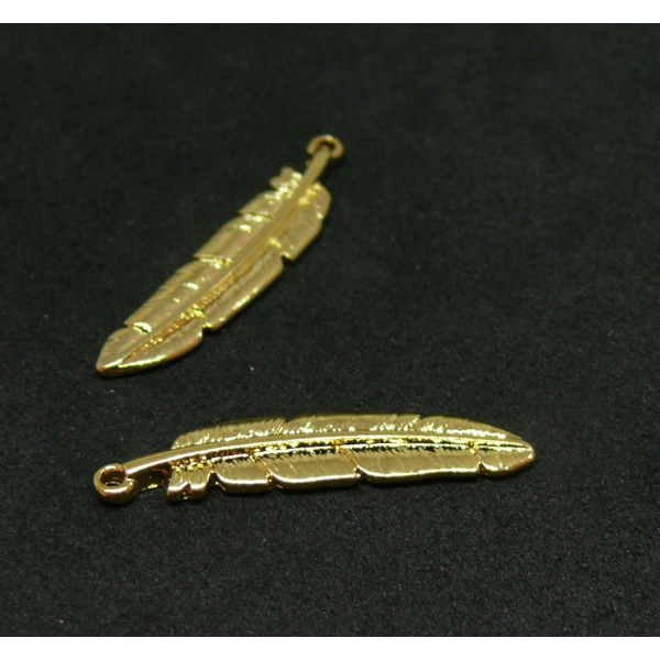PS11757732 – Lot de 1 ou 2 Pendentifs Plumes 26mm – Cuivre Plaqué Or 18KT