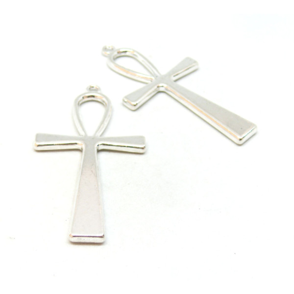 PS1128386 – Lot de 2 ou 4 Pendentifs Croix Égyptienne Ankh 56mm – Métal Couleur Argent Antique