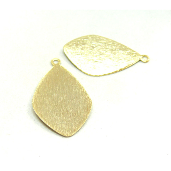 H11Y00328G – Lot de 2 Pendentifs Goutte Texturée Striée Brossé 25mm – Laiton Doré à l'Or Fin 24K