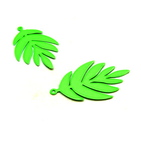 AE117017 Lot de 2 Estampes – pendentif filigrane Feuille 24x40mm – Laiton Vert Fluo