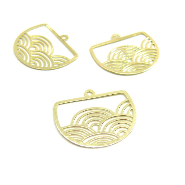 AE1112364 – Lot de 2 ou 4 Estampes Pendentif Filigrane Géométrique Vague Japonisant 22x18mm Métal Doré