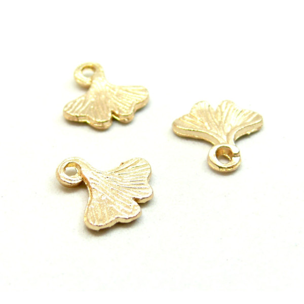 Pendentifs Feuille Ginkgo biloba 13mm métal couleur Or Clair