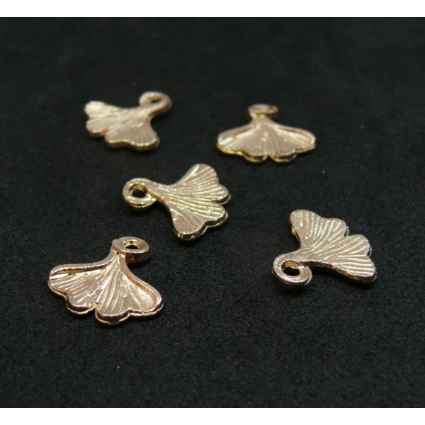 pendentifs Feuille Ginkgo biloba 13mm métal finition Or Clair