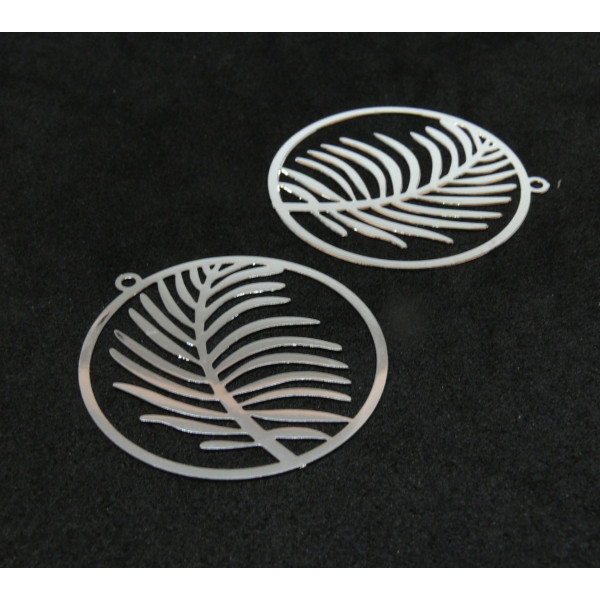Estampes - pendentif filigrane médaillon avec feuille de Palme 31mm - métal finition Argent Platine