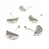 Pendentifs Feuille Ginkgo biloba sur tige 19mm métal finition Argent Antique