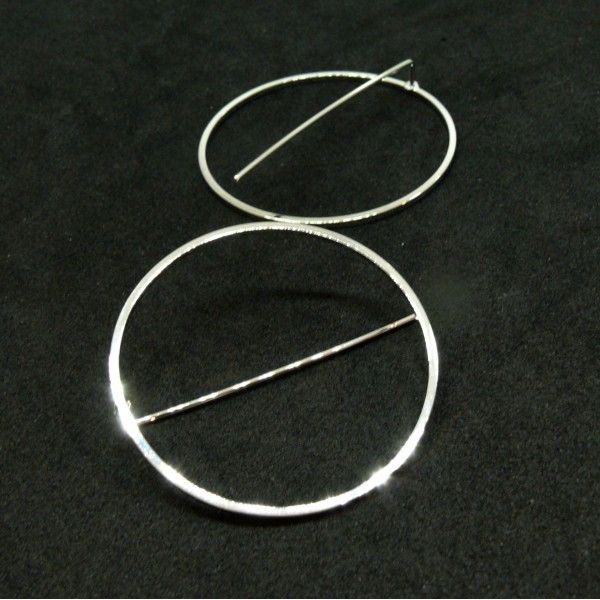 Boucle d'oreille Graphique 35mm métal finition Argenté