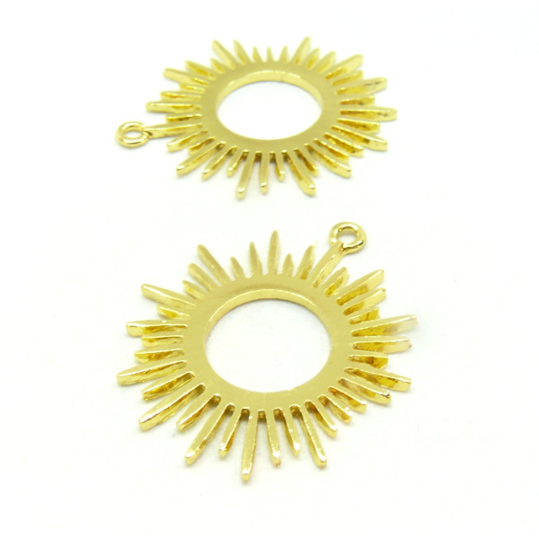 Pendentifs Forme Géométrique Soleil, Galaxie 30mm métal finition Doré