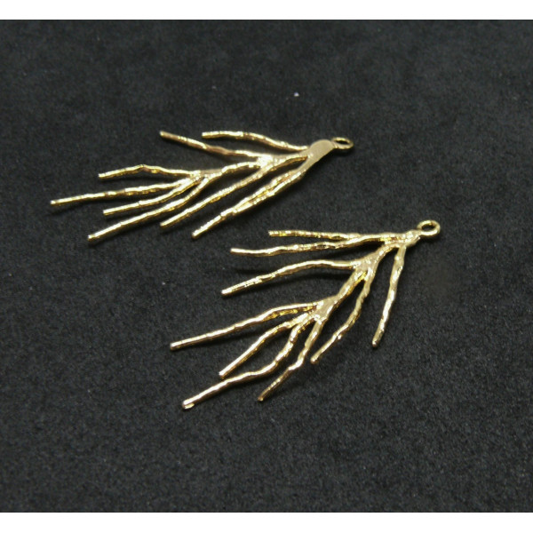 Pendentifs, Branche, Corail en Laiton finition Doré 18KT pour création de bijoux raffinés
