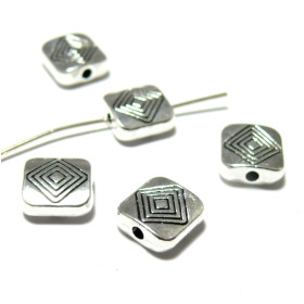 Perles intercalaires Carré Plat avec losange metal couleur Argent Antique