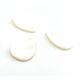 Pendentifs Goutte 18mm  Nacre Blanc Crème