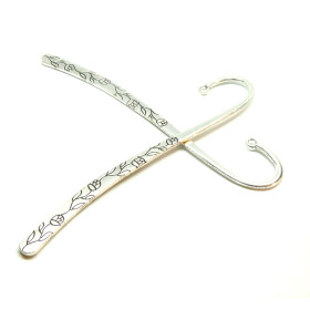 Marques page Multi Fleurs 12,2cm métal finition Argent Antique