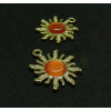 Pendentifs Soleil Œil de Chat Orange  21.5 mm métal finition Doré