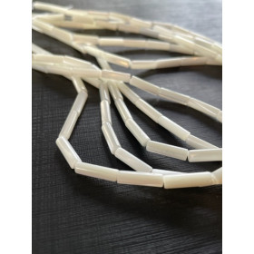 Perles nacre forme Tube 4 par 13 mm coloris Blanc