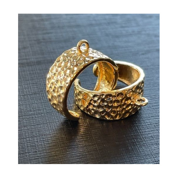 Support de bague Martelé avec anneau d'accroche laiton finition Doré