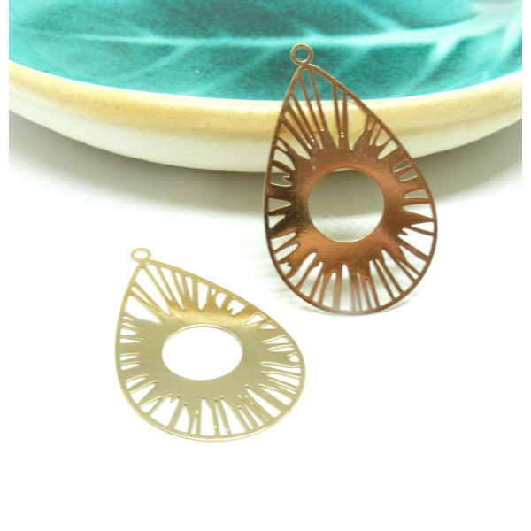 Estampes pendentif filigrane grande Goutte  47mm métal finition Doré