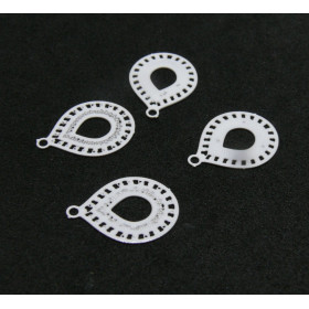 Estampes pendentif filigrane Goutte 16mm métal Coloris Blanc