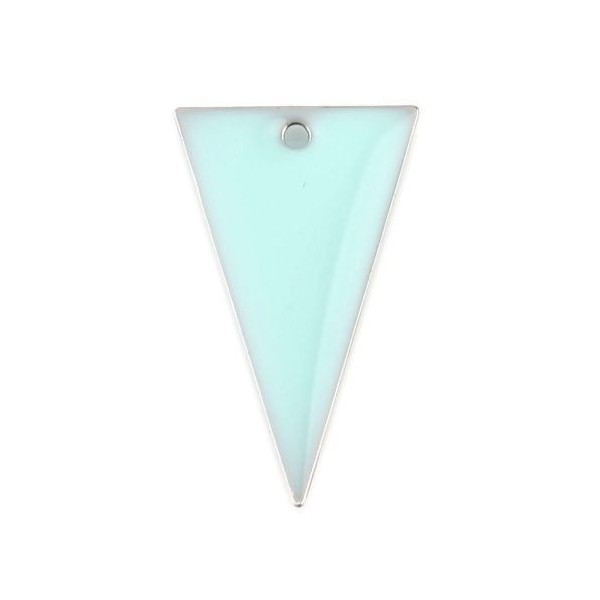 Sequins résine style émaillés Triangle Bleu Clair 22 par 13mm sur une base en métal Argent