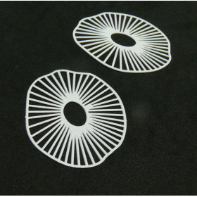 Estampes - pendentif filigrane Géométrique Anémone 35 par 32mm - métal finition BLANC