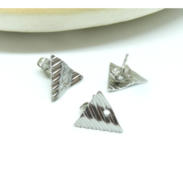 Boucles d'oreille puce Triangle Ondulé 12mm avec trou d' attache en Acier Inoxydable 304 avec embouts finition Argenté