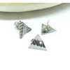 Boucles d'oreille puce Triangle Ondulé 12mm avec trou d' attache en Acier Inoxydable 304 avec embouts finition Argenté