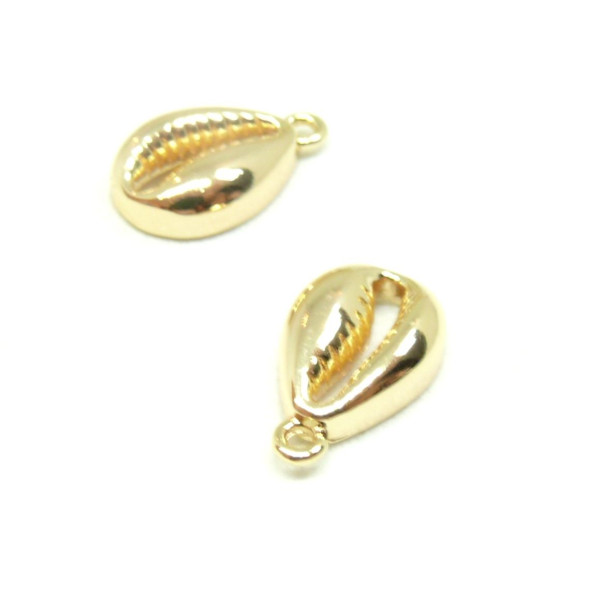Pendentifs Coquillage Cauri 12.5mm en Laiton finition Doré 18KT