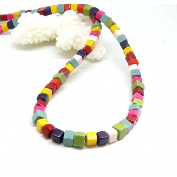 Perles Cubes Howlite Multicolores coloris 12