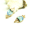 Pendentifs Poisson 29 mm  Résine émaillé  finition Doré