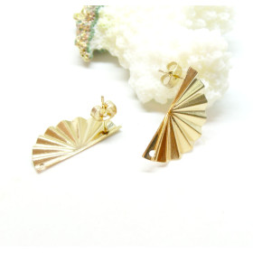 Puces, forme Eventail avec trou d'attache, embouts papillons, Acier Inoxydable Finition Doré