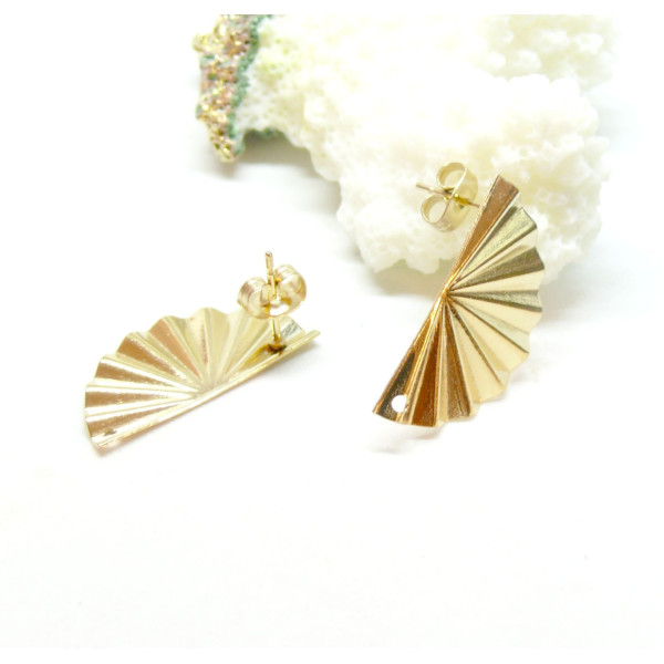 Puces, forme Eventail avec trou d'attache, embouts papillons, Acier Inoxydable Finition Doré