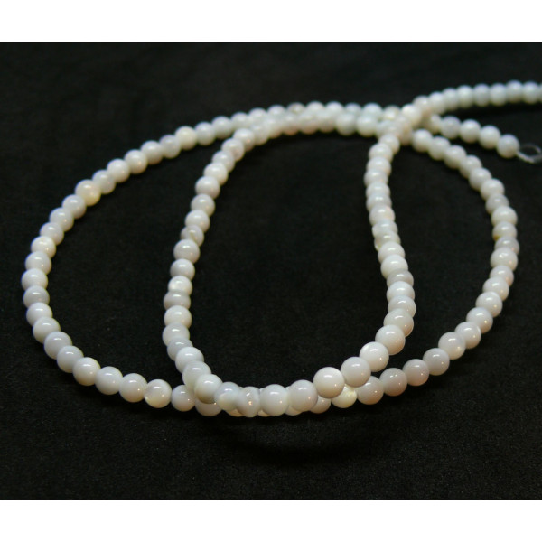 Perles nacre forme ronde 3mm coloris Blanc
