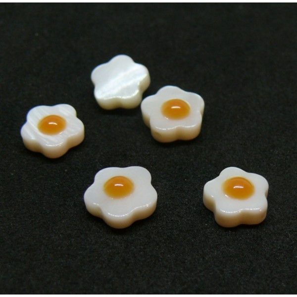 Perles intercalaire forme Marguerite 10mm en Nacre naturelle