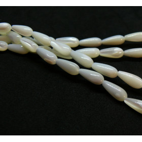 Perles intercalaire Goutte 5 par 11mm en Nacre coloris B01