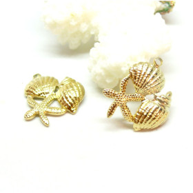 Pendentif Trio Étoile de Mer Coquillages  21mm en Acier Inoxydable 304 placage Doré