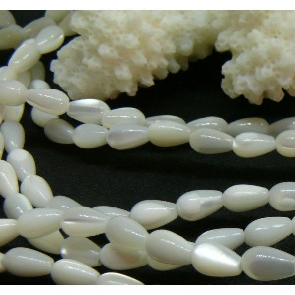 Perles nacre forme Goutte 5 par 3mm coloris Blanc