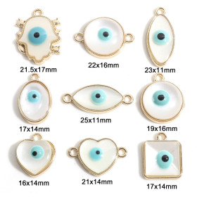 Pendentifs Ovale 19 par 12mm résine style émaillés amulette, grigri Œil de la protection sur une base en métal dore, DIY Bijoux