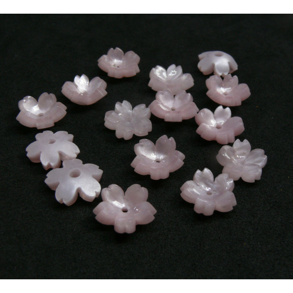 Pendentifs, Cabochons fleurs de  Cerisier, Sakura 11mm en acétate Rose