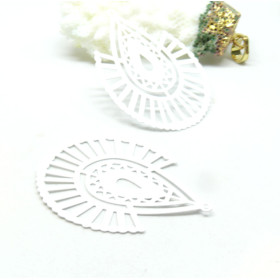 Estampes Pendentifs forme Ethnique 40 par 30mm métal finition Blanc