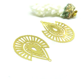 Estampes Pendentifs forme Ethnique 40 par 30mm métal finition Doré