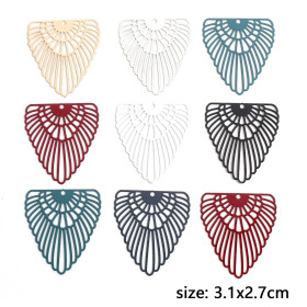 Estampes, pendentif filigrane triangle 31mm métal Coloris gris foncé Bijoux  DIY