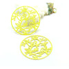 Estampes Pendentifs Oiseau sur branche 31mm métal finition Jaune